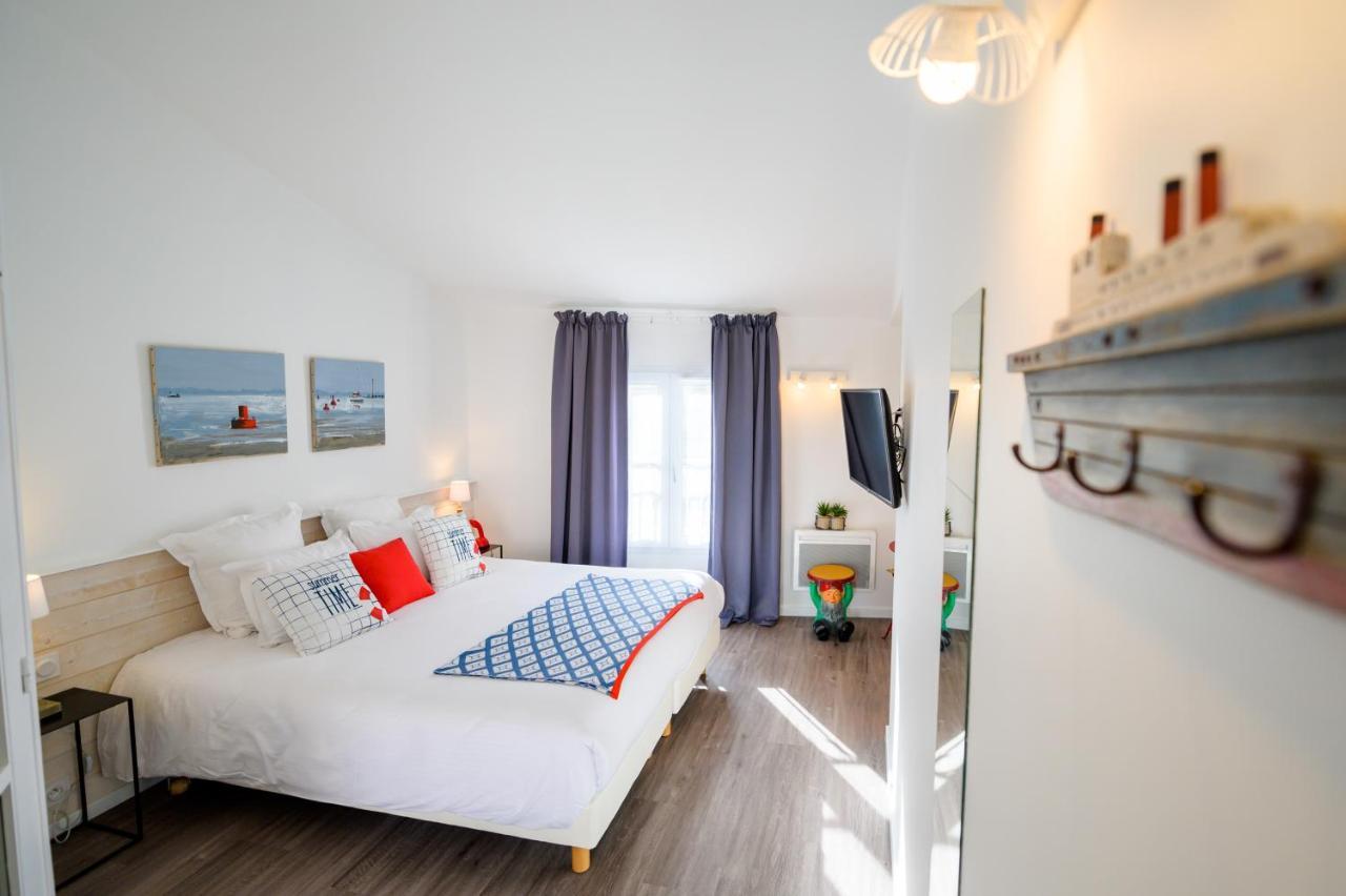 Hotel La Jetee 3*